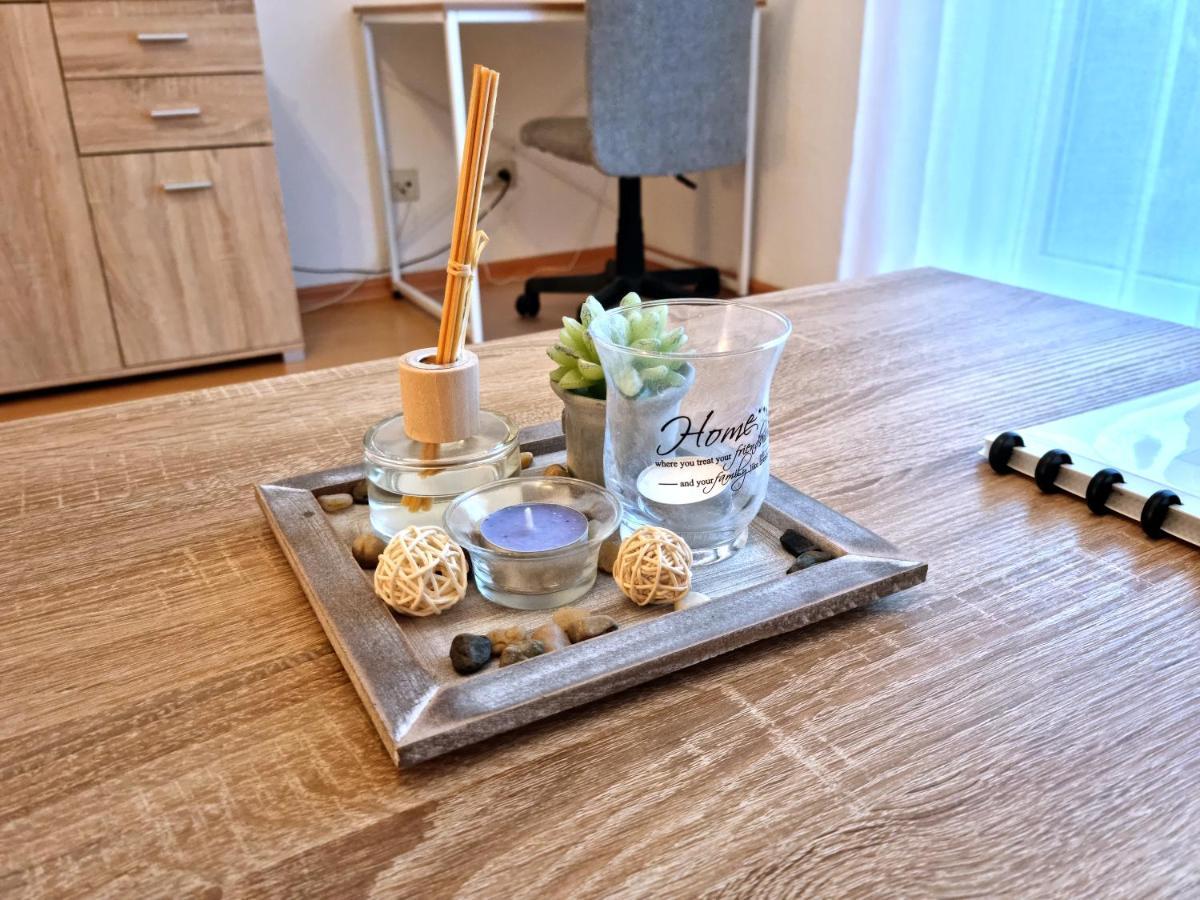 Brise Business Apartment Nahe Leipziger Messe - Porsche - Bmw - Dhl - Wlan - Parkplatz - Business Travelers Only Kültér fotó
